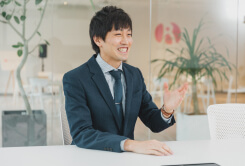 クラウドファンディングの成功のためには事前準備が重要といわれています。READYFORでは、設計段階からキュレーターがしっかりとサポートをさせていただきます。